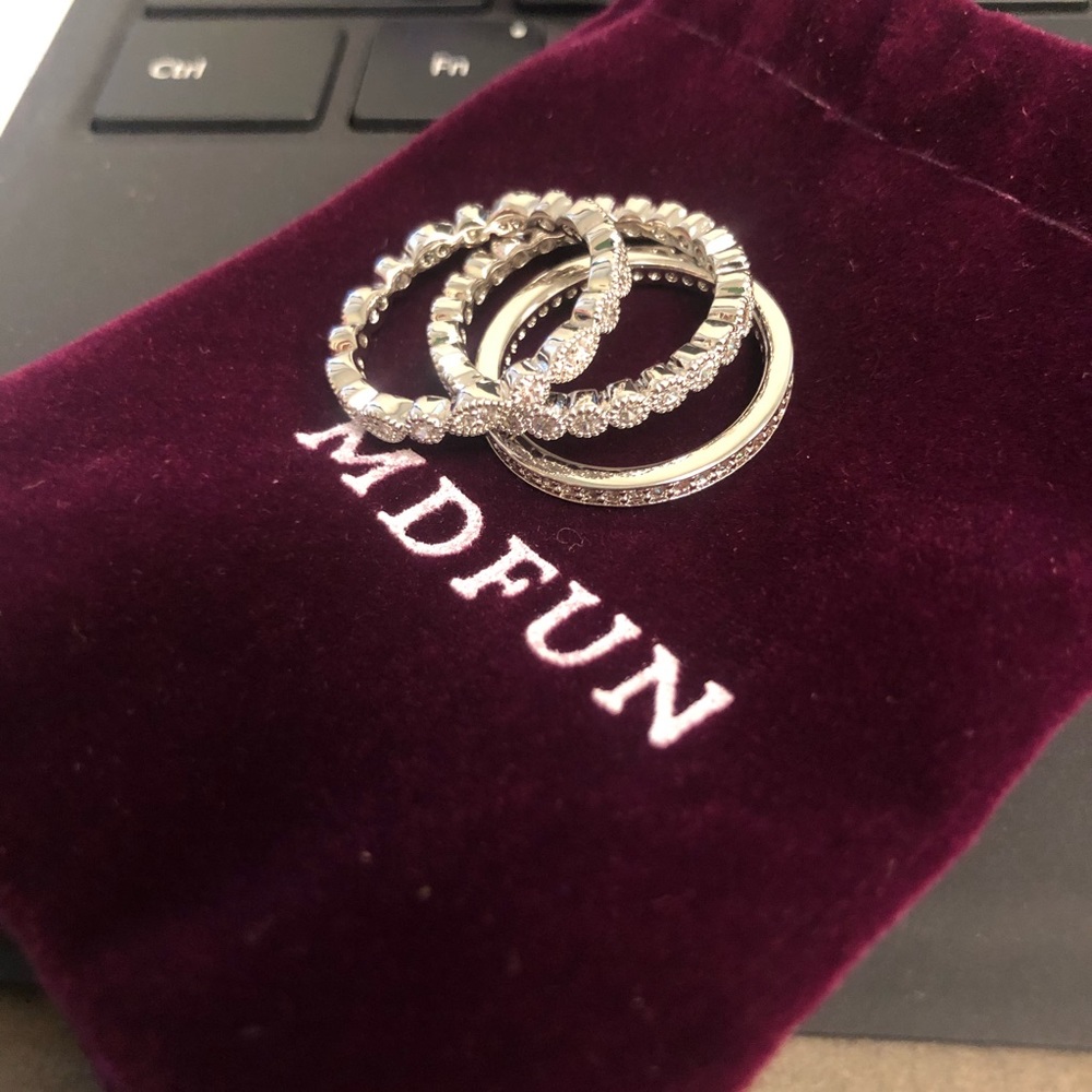 Ring set( 3 piece/set) size 7